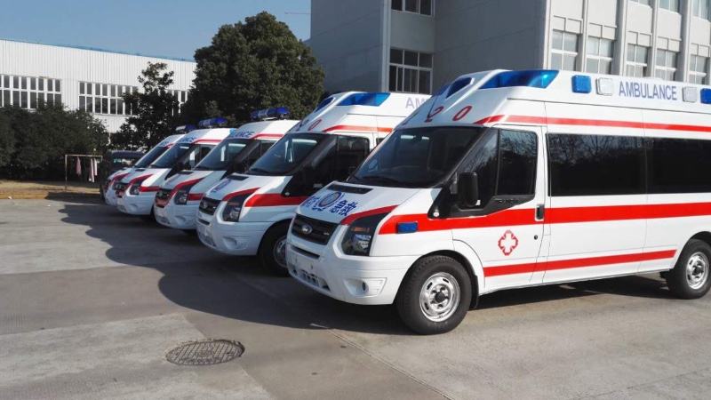 吐鲁番市内救护车租赁